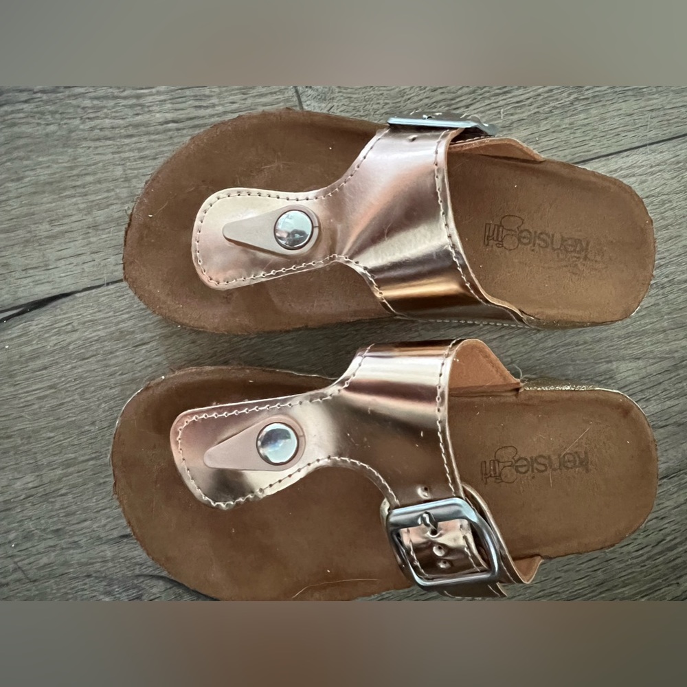 Girl’s Size 13 Flip Flops